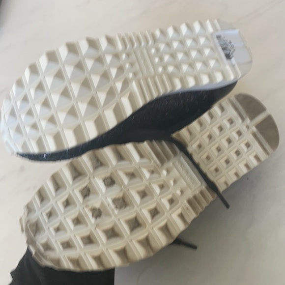 Stuart weitzman girls shoes size 13. Worn one time - Picture 3 of 4